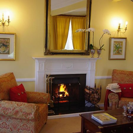 Lyngrove Wines & Guesthouse Стелленбос Экстерьер фото