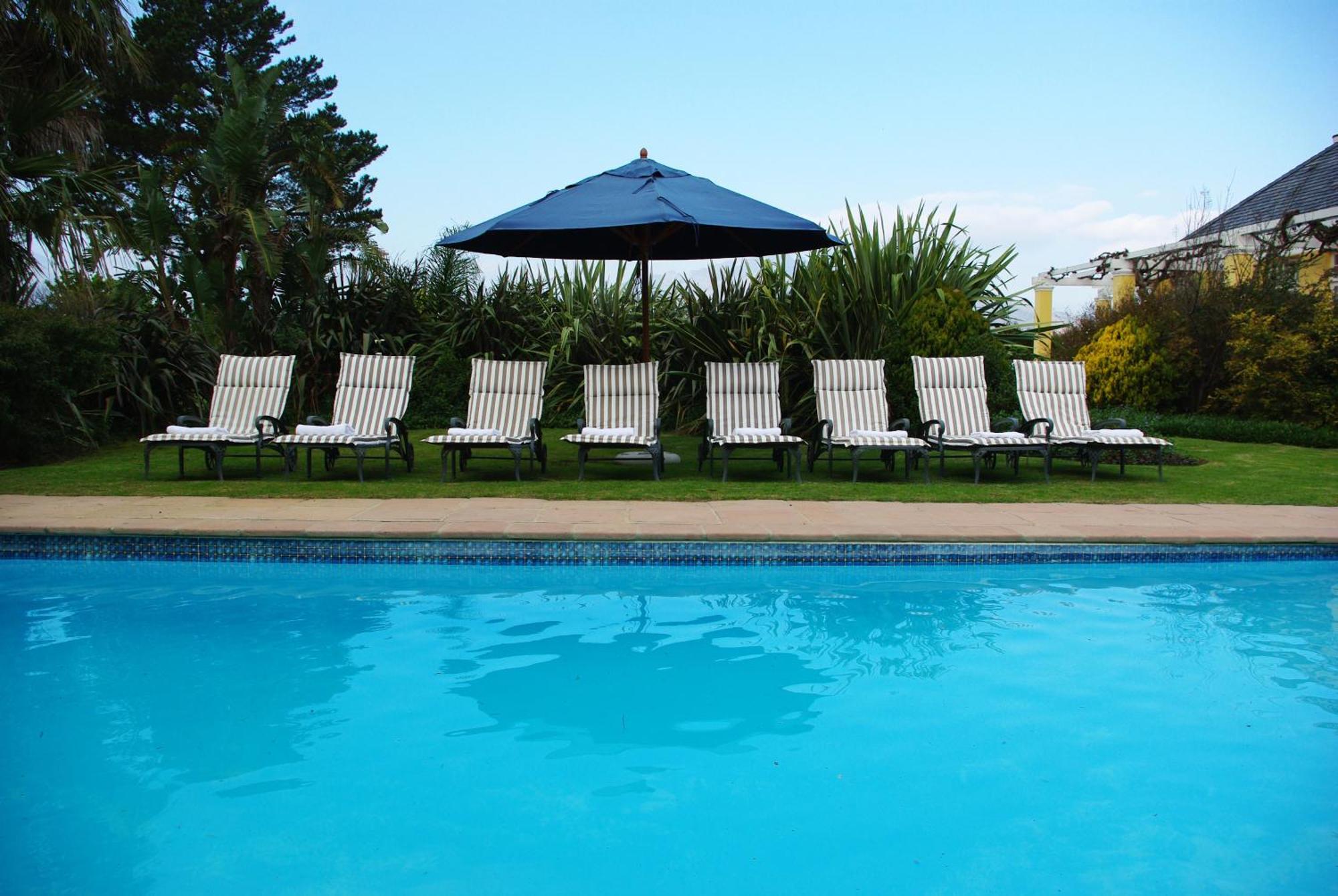 Lyngrove Wines & Guesthouse Стелленбос Экстерьер фото